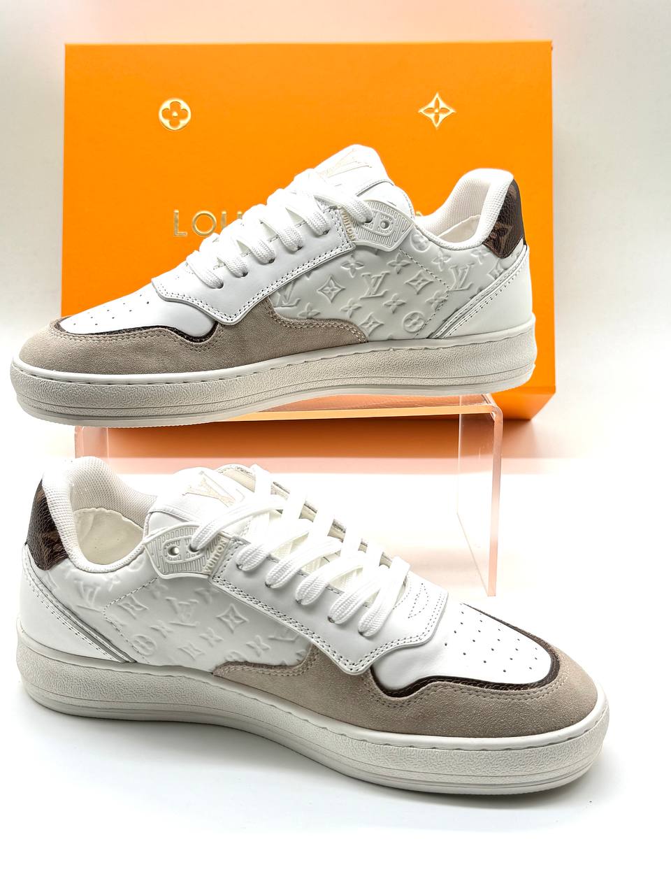 photo_2025-11-10_00-02-36